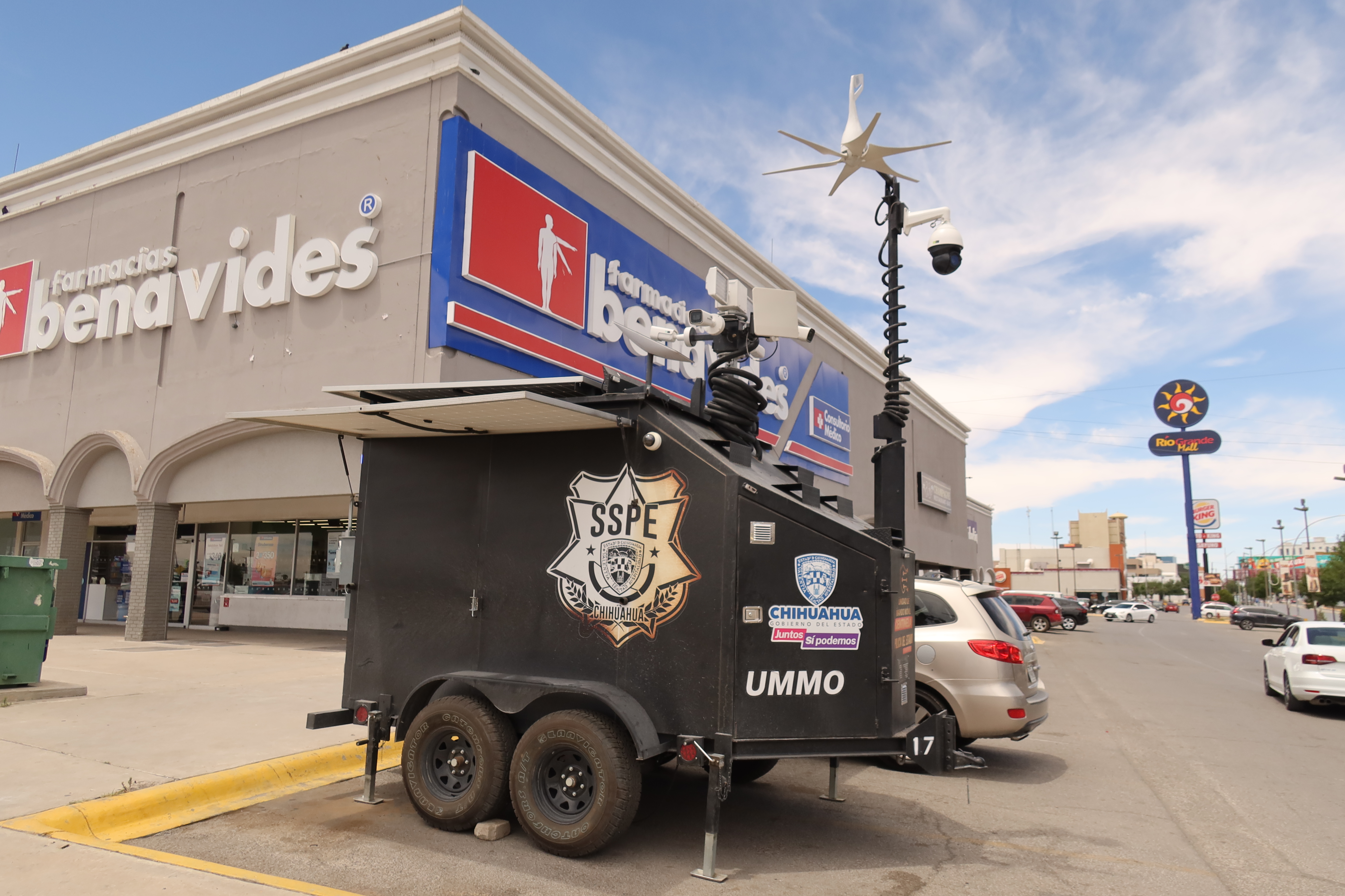 EFF A small surveillance trailer outside a retail store in Ciudad Juarez.